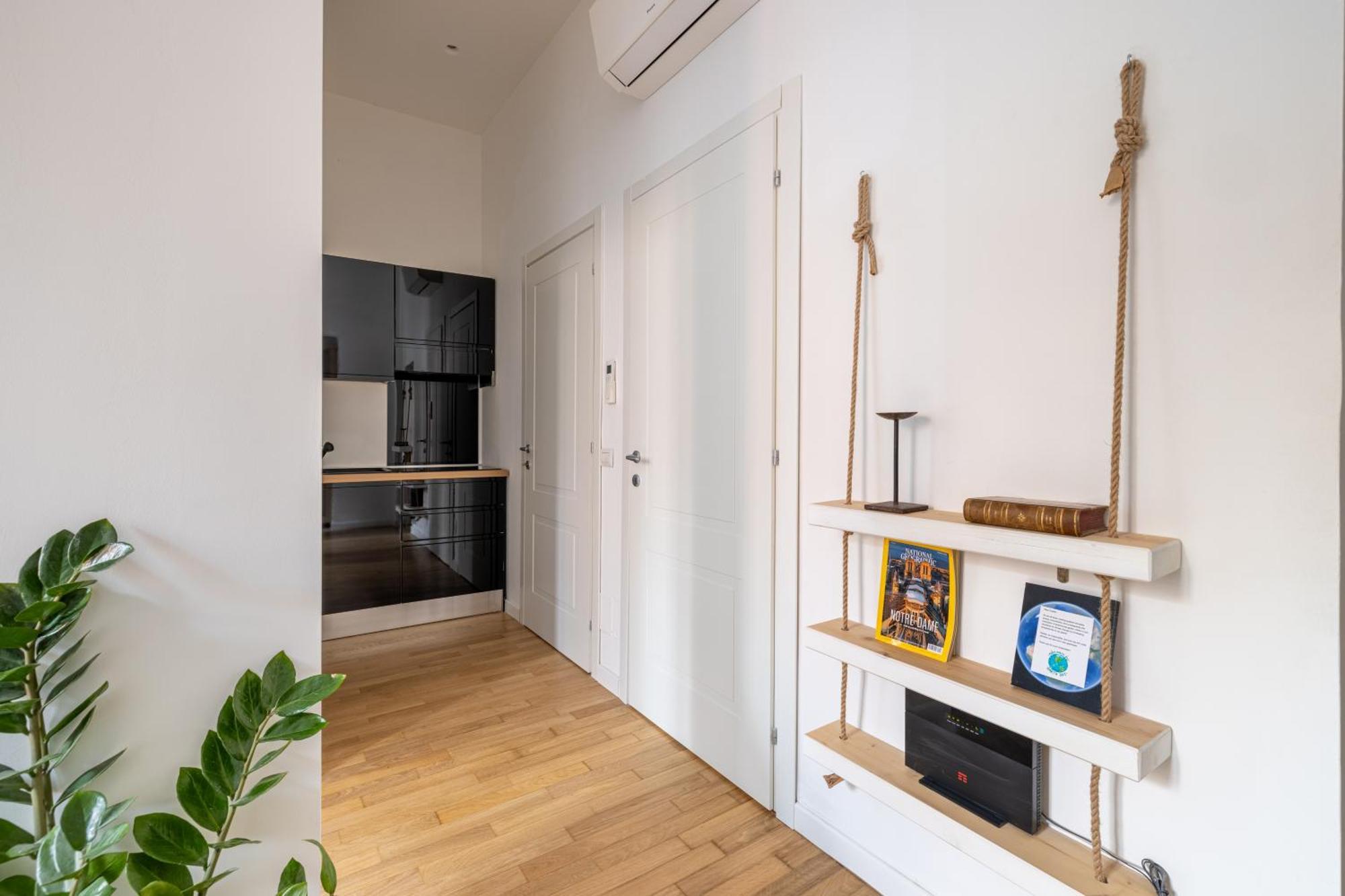 Saturno In Trevi Apartment Roma Ngoại thất bức ảnh